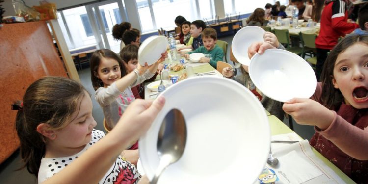 SIGUE LA ESCANDALOSA PASIVIDAD DE LA JUNTA CON LOS COMEDORES