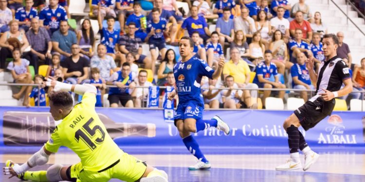 EL VIÑA ALBALI VALDEPEÑAS EMPIEZA EL AÑO A LO GRANDE