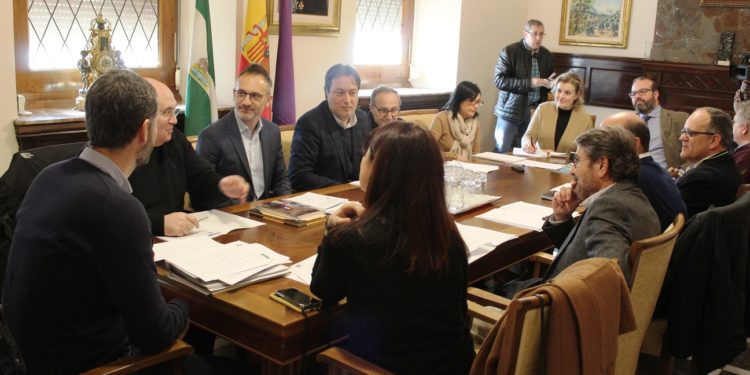 El Ayuntamiento pone en marcha la comisión técnica para impulsar el expediente de la Catedral a Patrimonio de la Humanidad