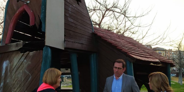 El Ayuntamiento trabaja en un proyecto para el arreglo de las zonas de juego infantil con la Ciudad de los Niños como infraestructura prioritaria