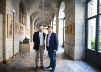 El Ayuntamiento y la Diputación trabajarán durante dos años para recuperar los fondos del archivo municipal abandonados en una nave industrial desde hace años