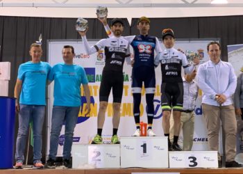 Podio de Javi Moreno en su debut con el Cleardent en el MTB