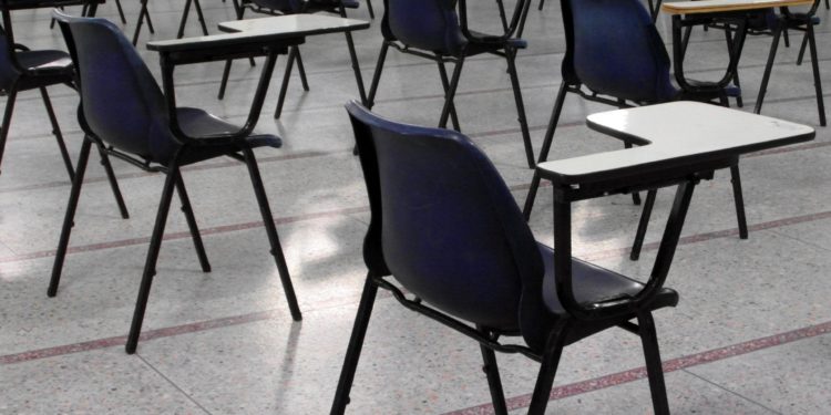 Francisco Palacios: “el Gobierno de la Junta de Andalucía pone de manifiesto una vez más su compromiso con la libertad en materia educativa”