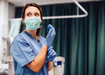 Mascarillas defectuosas en el hospital de Andújar