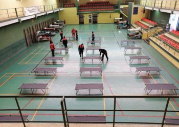 El Ayuntamiento cierra provisionalmente la ampliación del centro de transeúntes en el pabellón deportivo de La Salobreja al reducirse el número de usuarios