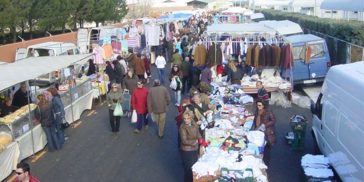 El Ayuntamiento estudia la posible celebración del mercadillo con la entrada en vigor de la Fase 1 de Desescalada
