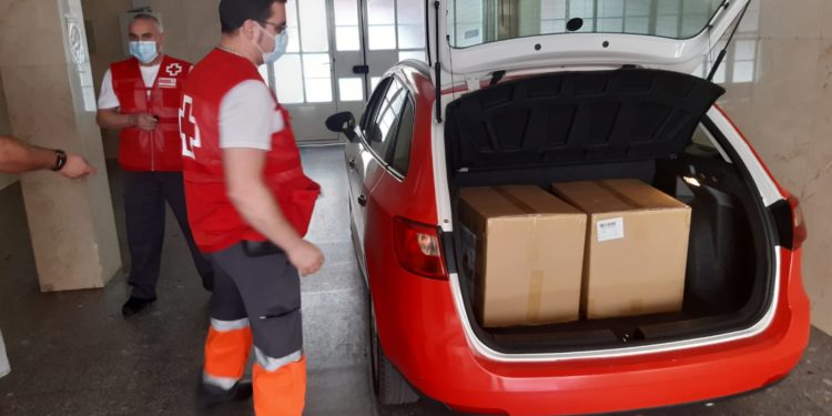 La Subdelegación del Gobierno reparte 37.500 mascarillas a Cruz Roja, Cáritas y Fejidif para su distribución a los colectivos más vulnerables de la provincia