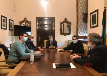 El alcalde se reúne con el presidente del comité de empresa de FCC