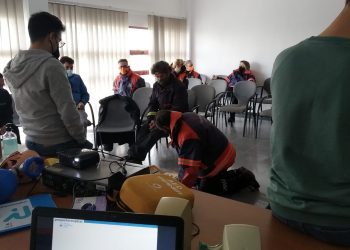 Curso de Soporte Vital Básico (SVB) y Desfibrilación Externa Automática (DEA)