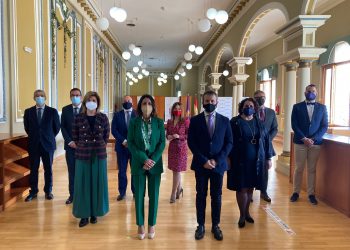 Julio Millán, ha dado hoy la bienvenida a los miembros de la Mesa del Parlamento de Andalucía