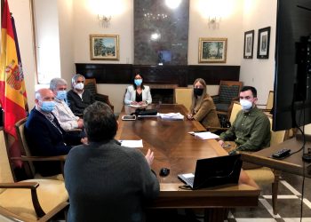 El Ayuntamiento sensorizará calles y puntos de estacionamiento con los que aforar y canalizar los flujos circulatorios de vehículos privados