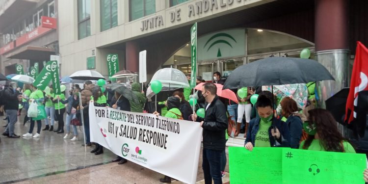 CSIF reclama el rescate público del servicio telefónico de 061 y Salud Responde