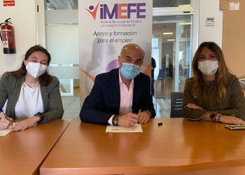 El Ayuntamiento y la Fundación Marcelino Champagnat firman un convenio para el desarrollo de un programa destinado a la integración sociolaboral de mujeres en riesgo de exclusión social