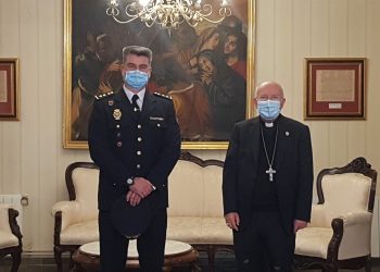 El Obispo recibe en audiencia al nuevo Comisario Jefe provincial