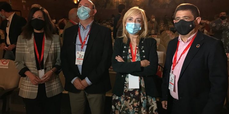 El presidente de Diputación destaca el papel de UGT en la conquista de derechos laborales