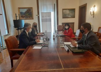 Francisco Reyes y Fernando Grande-Marlaska abordan diferentes actuaciones en materia de Interior en la provincia