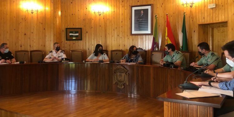 La subdelegada analiza con la alcaldesa de Mancha Real la evolución de la delincuencia en el municipio