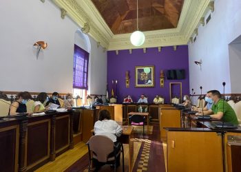 El concejal de Personal, Carlos Alberca, ha presidido hoy la reunión de la Mesa para la estabilización y Consolidación del personal del Ayuntamiento