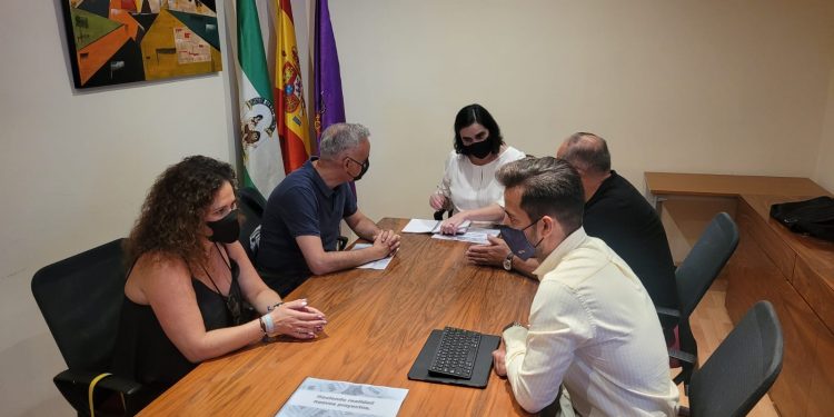 Maria Orozco mantiene una reunión con la Asociación de Empresarios Müy para reforzar las líneas de colaboración con este entidad