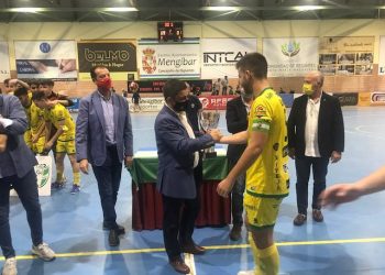 LOS CACHORROS DEL PARAÍSO SE ALZAN CON LA COPA DIPUTACIÓN FS