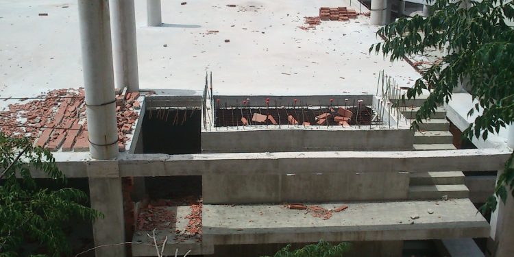 DE APARCAMIENTO A CENTRO DE SALUD