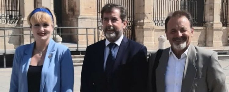 MARIA CANTOS: ¿ LAS VIVIENDAS NO HABITADAS  DE LOS JIENENSES SERÁN GRABADAS A UN IBI SUPERIOR AL 150%?