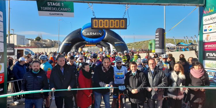 Torredelcampo da el pistoletazo de salida a la 13º Andalucía Bike Race que patrocina la Diputación de Jaén