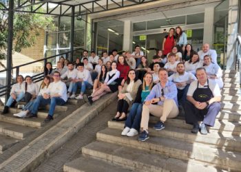 Estudiantes de Kentucky conocen en Mercado Peñamefécit productos y gastronomía jiennense