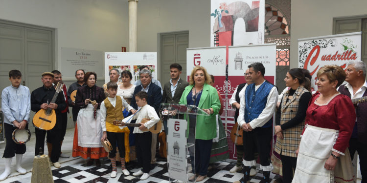 Huéscar se convierte en la capital del folclore con el VII Encuentro de Cuadrillas