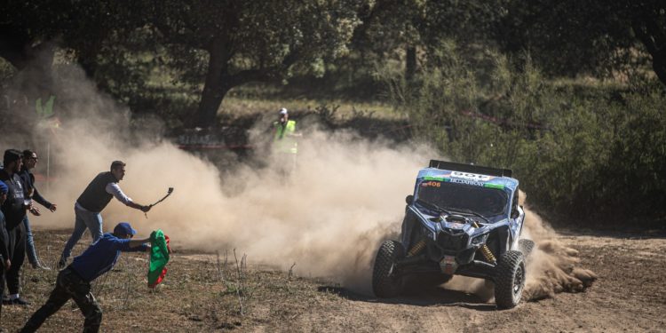 Fidel Castillo logra el tercer puesto en el europeo en T4 en una Baja de Extremadura llena de complicaciones