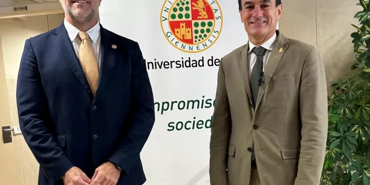 El Ayuntamiento apuesta por el trabajo coordinado con la Universidad de Jaén