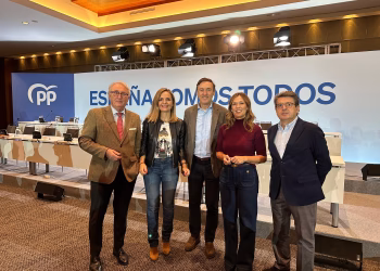 LOS SENADORES DEL PP DE ALMERIA JUNTO A LOS DIPUTADOS ESTUVIERON HOY EN GENOVA