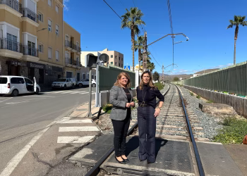 El PP exige al Gobierno de Sánchez la eliminación urgente de los pasos a nivel en el municipio de Gádor