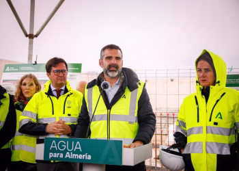 Avanzan “a buen ritmo” las obras que mejoran el abastecimiento urbano de El Ejido (Almería) con agua desalada