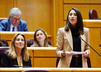 López Zapata a Planas: “Usted forma parte de un Gobierno que ha convertido la gestión pública en un teatro de favores”