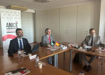 Fernández-Pacheco destaca el potencial del sector cárnico andaluz que con 482 empresas exporta al extranjero 380 M€ al año