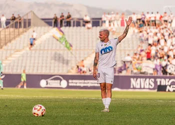 Adri Paz seguirá vistiendo el blanco del Real Jaén CF la próxima temporada