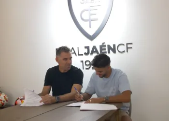 El Real Jaén CF refuerza su ataque con el fichaje de Moha, extremo con tres ascensos consecutivos a Primera RFEF
