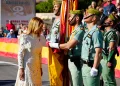 Los ciudadanos demuestran su fidelidad y lealtad a España en la Jura de Bandera celebrada en El Parador de las Hortichuelas.