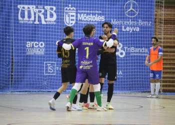 EL CONJUNTO DEL HEREDIA 21 SE VIO SORPRENDIDO EN MOSTOLES