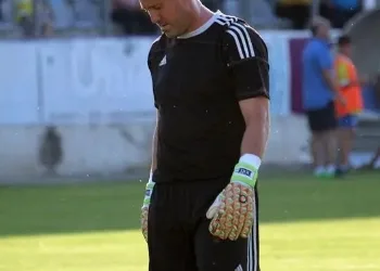 Andrés Valero : Estalla ante su expulsión