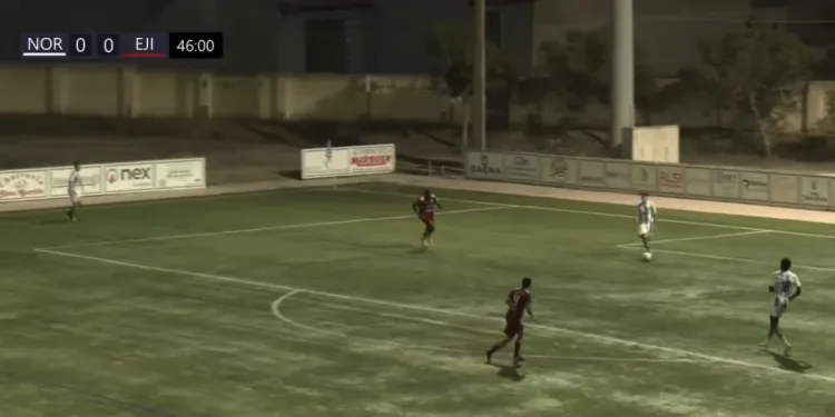 El derbi del Poniente se queda sin goles pero deja buenas sensaciones