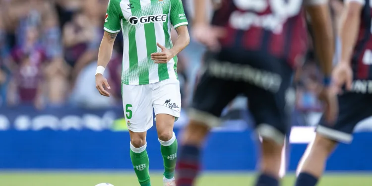 El Betis cae 5-2 ante el Levante en el Ciutat de València