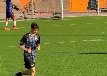 ⚽ KAIS CONESA DEBUTA CON GOL Y SUMA SU PRIMER PUNTO