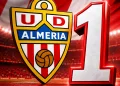 El Almería vuelve a ser líder